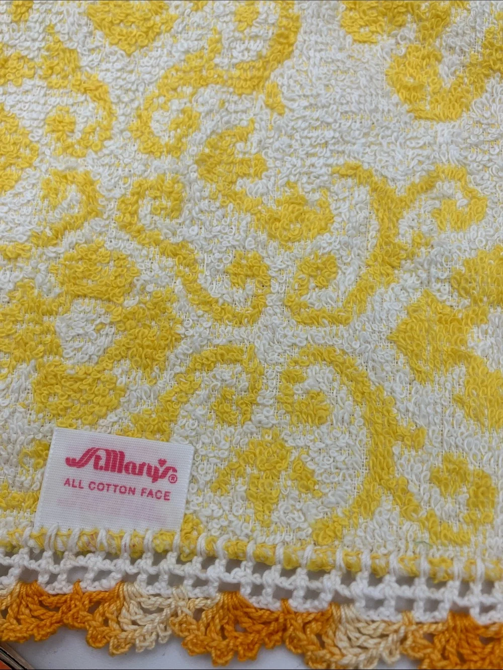 St. Marys Vintage Crochet-Edge Face Towel